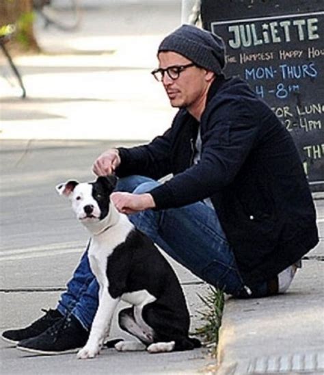Hartnett werd geboren en groeide op in saint paul, minnesota. Josh Hartnett: Net worth, House, Car, Salary, Girlfriend ...