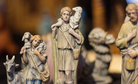 Nativity Shepherd Figurines