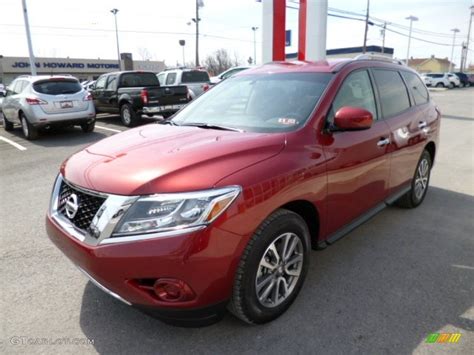 Nissan's 2013 pathfinder rides on the same platform as the recently launched infiniti jx, and despite being swoopier and more civilized than the outgoing model, this new generation is marginally larger in all dimensions. Cayenne Red 2013 Nissan Pathfinder SV 4x4 Exterior Photo ...