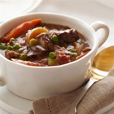 Stir in remaining 2 tablespoons tarragon and any accumulated beef juices on … Parker's Beef Stew by Ina Garten in 2020