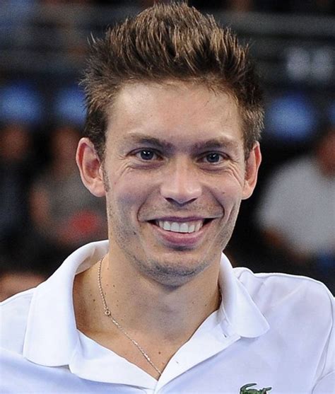 İlk olarak beş yaşındayken beaucouzé tenis kulübünde antrenman yaptı. Nicolas Mahut Speaking Fee and Booking Agent Contact