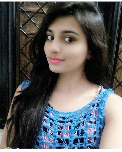 Pin By Sikunsoumyaranjan On Stylish Girl Images Desi Girl Selfie