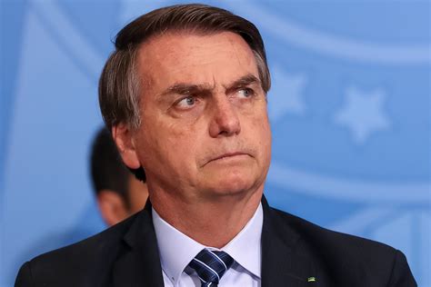 Bolsonaro slashes brazil's environment budget, day after climate talks pledge. Bolsonaro pressiona Bivar por controle do cofre do PSL | VEJA