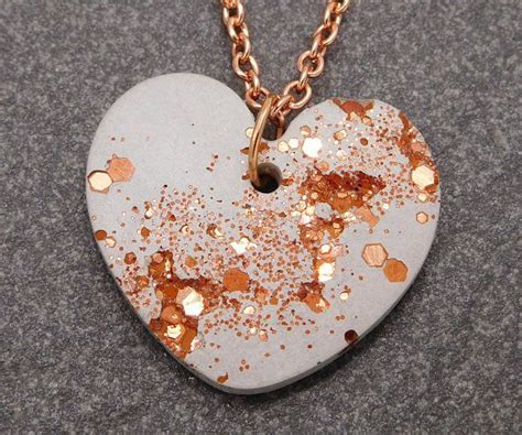 Concrete Jewellery Concrete Rose Gold Glitter Heart Necklace