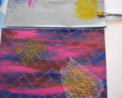 Use The Bubble Wrap To Paint Polka Dots Abstract Painting Abstract