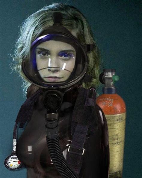 Pin By Jon On Your Pinterest Likes Scuba Girl Wetsuit Scuba Girl Gas Mask Girl