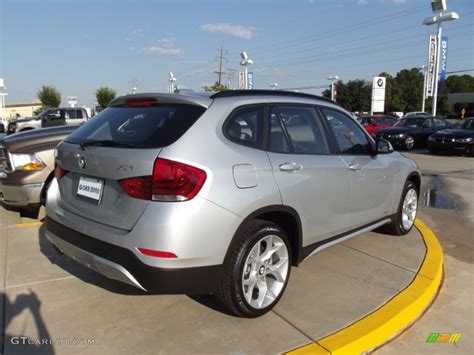 It's important to carefully check the trims of the vehicle you're interested in to make sure that you're getting the features you want, or that you're not overpaying for features you don't want. 2013 Glacier Silver Metallic BMW X1 xDrive 35i #69841425 Photo #3 | GTCarLot.com - Car Color ...