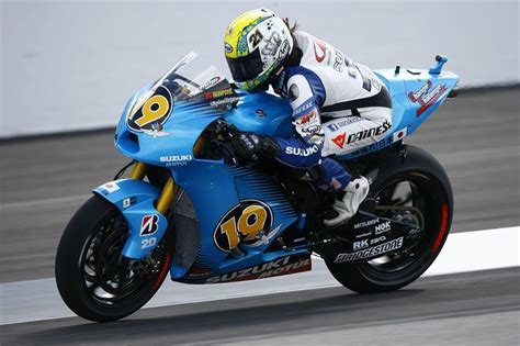 More On Elena Myers Ride On The Rizla Suzuki Motogp Racebike At Indy