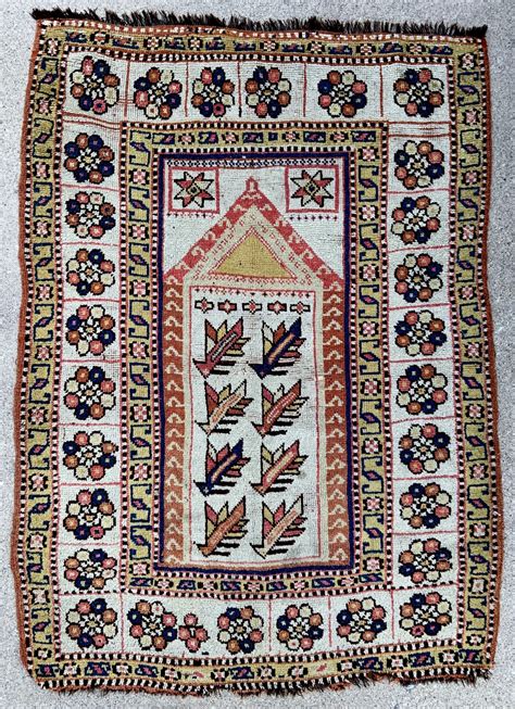 Nah buat kalian yang merasa penasaran dengan video viral tiktok, kami akan sajikan lagsung konten youtube dan berkaitan dengan both tele dibawah. Manastir Prayer Rug in good original condition, rare ivory ...