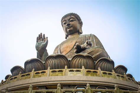 Tourist Guide To The Big Buddha Statue In Hong Kong