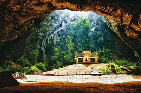 Phraya Nakhon Höhle Erstaunliche Und Farbreiche Höhlen