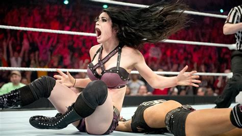 Paige Reacts To Her First Wwe Match Wwe