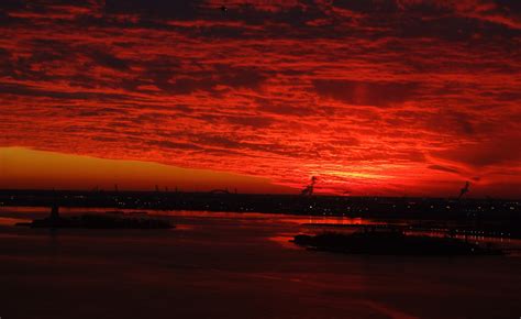 Stunning sunset over New York Harbor 2013 | BatteryPark.TV We Inform