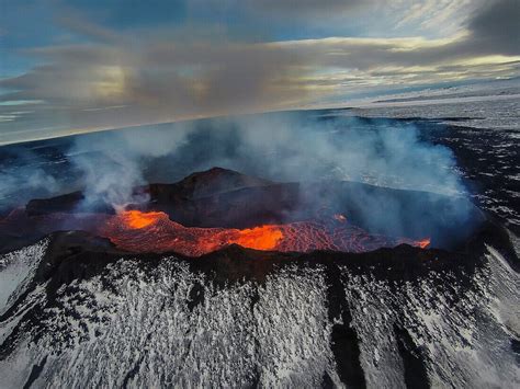 Volcano Eruption At The Holuhraun Bild Kaufen 71102363 Image