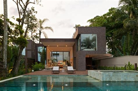 World Of Architecture Modern Beach House On Exotic Location Brazil