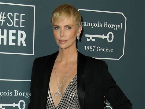Charlize Theron Is Lesbian Telegraph