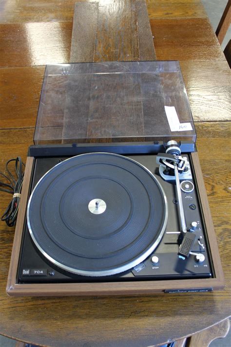 Dual 704 Turntable