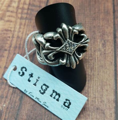 Stigma Oxidized Silver Tone Ring Rhinestones Size 11 Fashion Jewelry