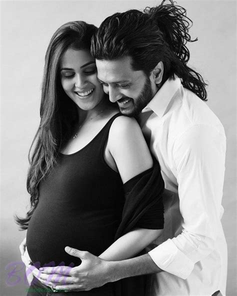 Genelia Deshmukh Pic With Riteish Deshmukh On Second Pregnancy As On