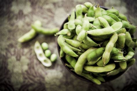 8 Health Benefits Of Eating Edamame