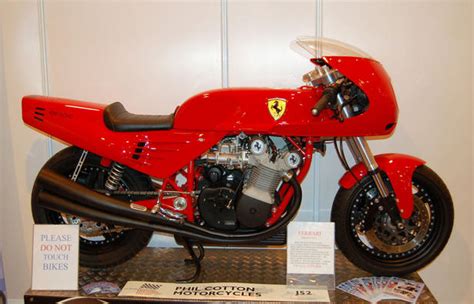 Ferrari laferrari 6,3l v12 restoration abandoned model. Ferrari 900 Motorcycle