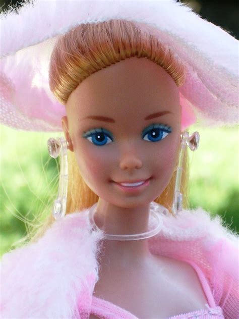 Pretty And Pink Barbie 1981 Barbie Dolls Pink Barbie Doll T Pretty