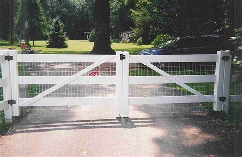 Pvc / vinyl fence will never rot or ever need painting, and it will last forever. Fence Installation Photo Gallery | Fence Projects in MD & DC