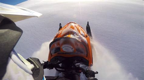 Snowmobiling In Deep Snow In Fairfield Id Arctic Cat Crossfire 700 16