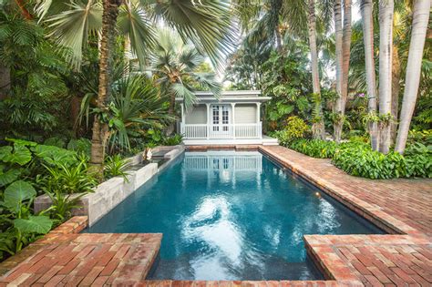 Freds Garden Tropical Swimming Pool And Hot Tub Miami By Craig