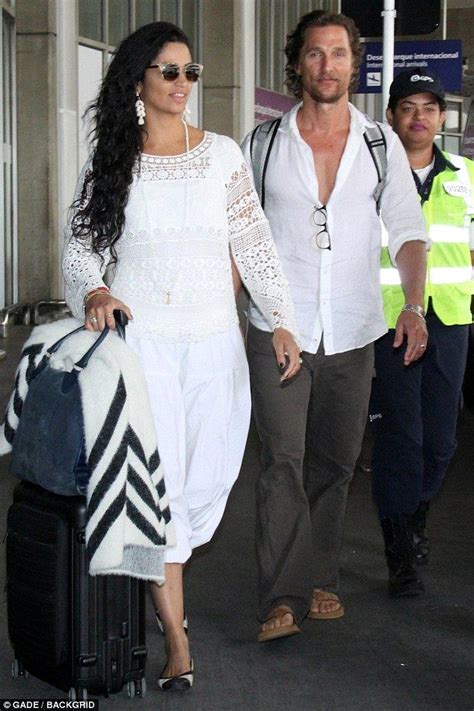 Matthew Mcconaughey And Camila Alves Jet Into Brazil Celebrity Street Style Camila Alves