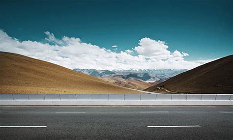 5000 Speed Road Side View Stock Photos Pictures And Royalty Free