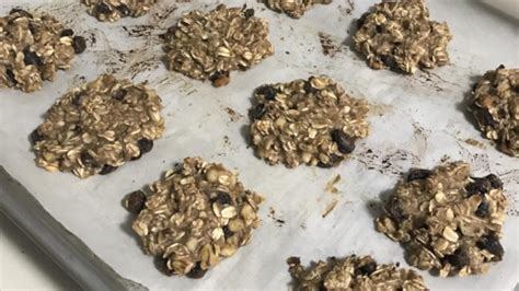 Also, you would need to buy the usual ingredients diabetics can eat cookies that are low in sugar, or use alternative sugars in them. No Sugar Oatmeal Cookies Recipe - Allrecipes.com
