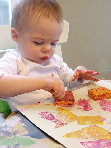 50 Easy Art Projects For Toddlers Toddler Art Projects Toddler Art