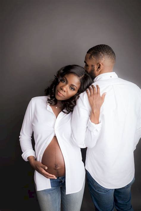 50 Cute Maternity Photo Ideas To Try In 2019