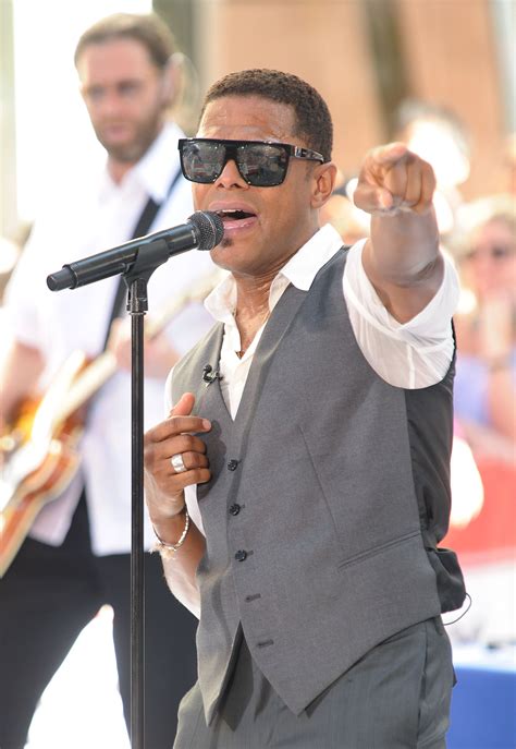 After 5 Year Wait Randb Singer Maxwell Has New Music Tour Including