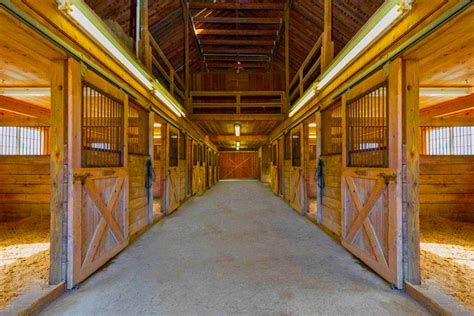 Empire Stables Of Putnam Valley Horse Boarding All Year Round