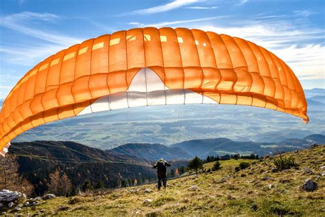 The Abc Of Parachute Fabric And Materials Thrillspire