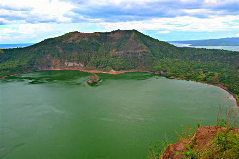 Taal Volcano Talisay Batangas Southern Luzon Philippines Heroes