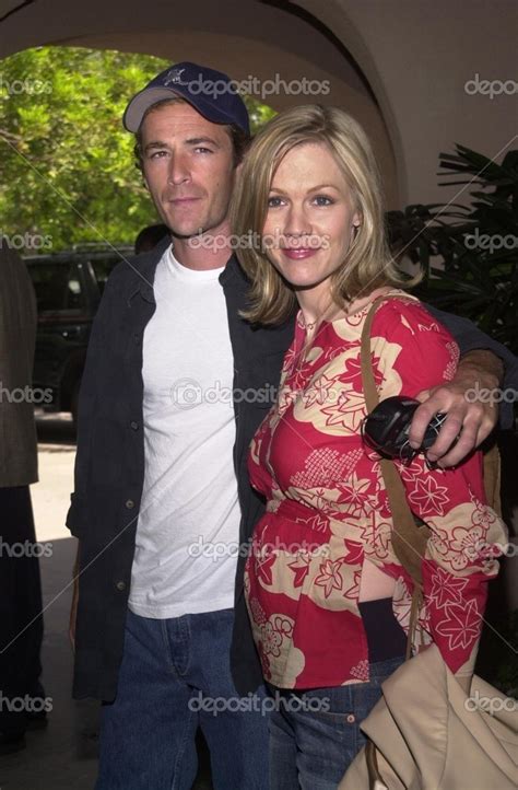 jennie garth and luke perry stock editorial photo © s bukley 17918173