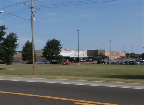 Helps you prepare job interviews and practice interview skills and techniques. Walmart Senatobia, final (for now) view - from the south s ...