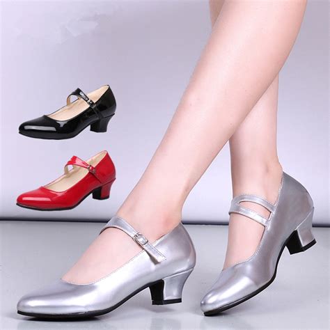 2019 Womens Latin Dancing Shoes Wine Red Black Silver Girls Modern Ballroom Dance Shoes Low