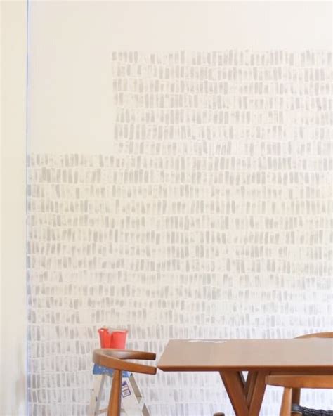 Diy Handpainted Faux Wallpaper Easy And Beautiful Even On Textured