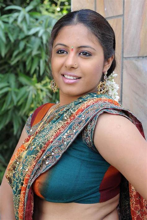 Celebs And Gossip Spicy Actress Sunakshi Saree Blouse Photos 40800