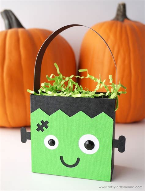 Halloween Character Treat Bags Halloween Paper Crafts Halloween