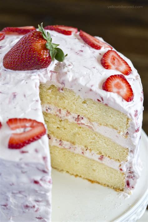 Fresh Strawberry Cake Recipe