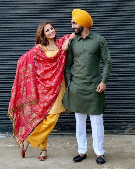 Nav Jivan Punjabi Wedding Couple Punjabi Couple Indian Wedding Photography Couples