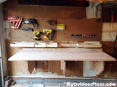 Diy Folding Workbench Myoutdoorplans Free Woodworking Plans And