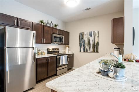 Louisville apartments with swimming pool. 1 Bedroom Apartments Louisville Ky : Studio Apartments For ...