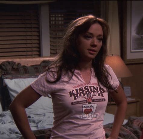 King Of Queens King Of Queens Leah Remini Cute Outfits