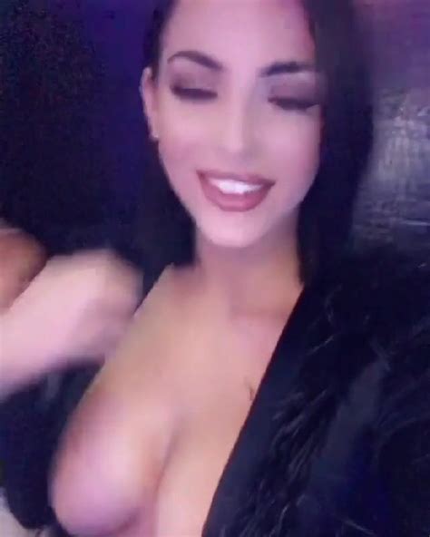 Jayce Ivanah Huge Tracts Of Land Porn Gif Video Nezyda Com